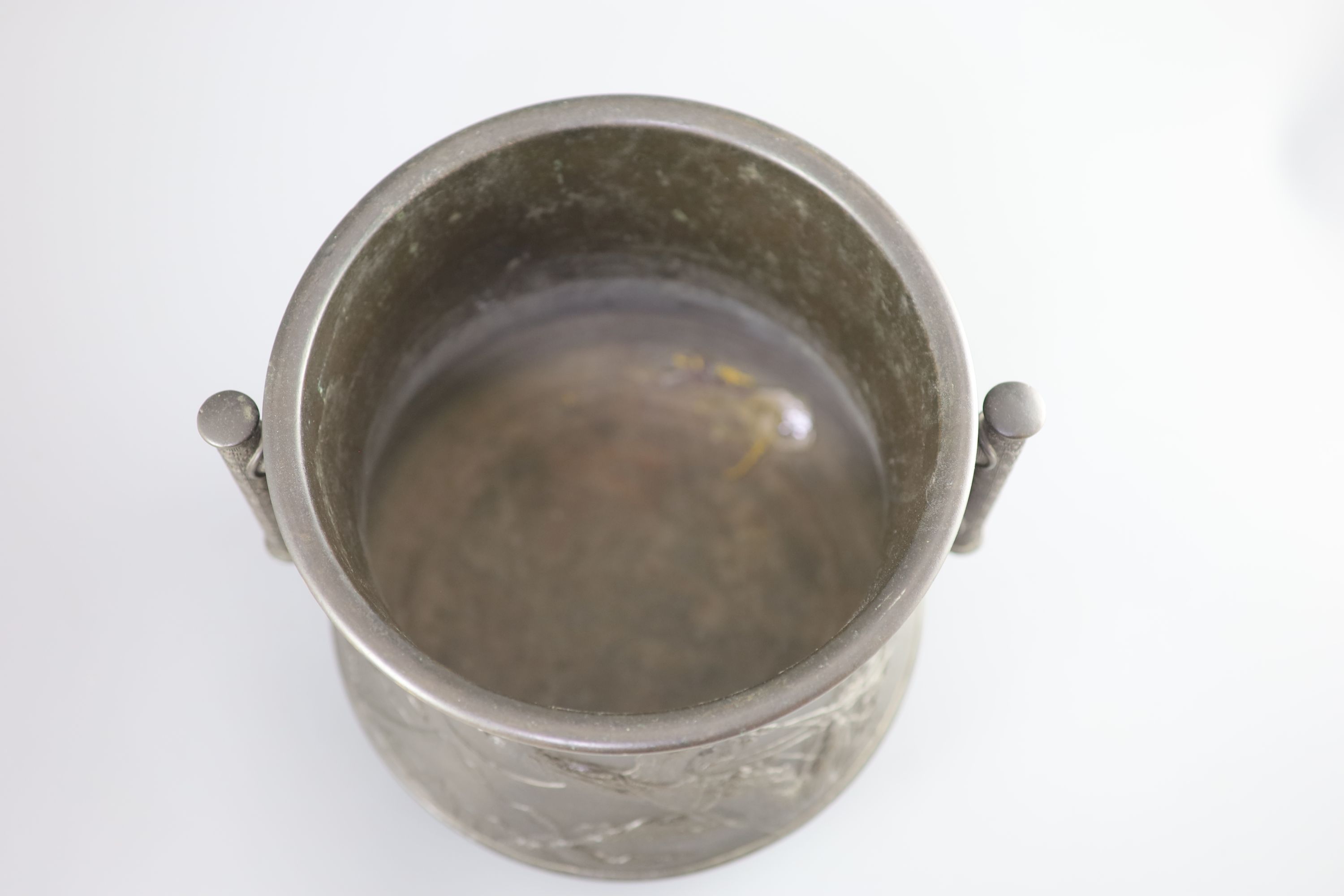 A Japanese archaistic bronze two-handled vessel, Meiji period 25cm high, 28.5cm wide